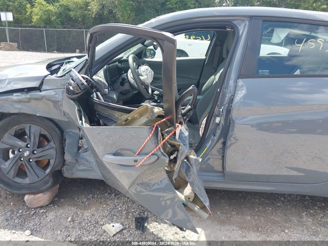Продажа на аукционе авто 2022 Hyundai Elantra Sel, vin: KMHLS4AG7NU322091, номер лота: 45939584