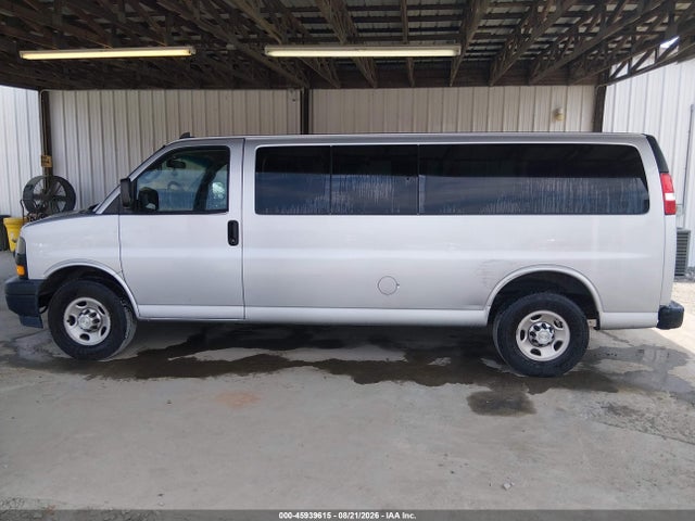 Aukcja sprzedaży 2020 Chevrolet Express Passenger Rwd 3500 Extended Wheelbase Ls, vin: 1GAZGNFG4L1253673, numer aukcji: 45939615