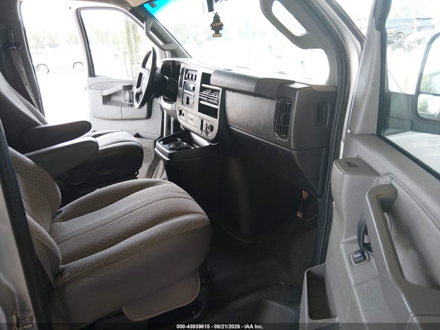 Aukcja sprzedaży 2020 Chevrolet Express Passenger Rwd 3500 Extended Wheelbase Ls, vin: 1GAZGNFG4L1253673, numer aukcji: 45939615