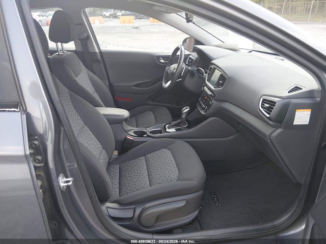 Продаж на аукціоні авто 2019 Hyundai Ioniq Plug-in Hybrid, vin: KMHC65LD8KU156558, номер лоту: 45939622