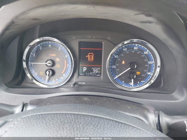 2T1BURHE8JC047964 Toyota COROLLA LE