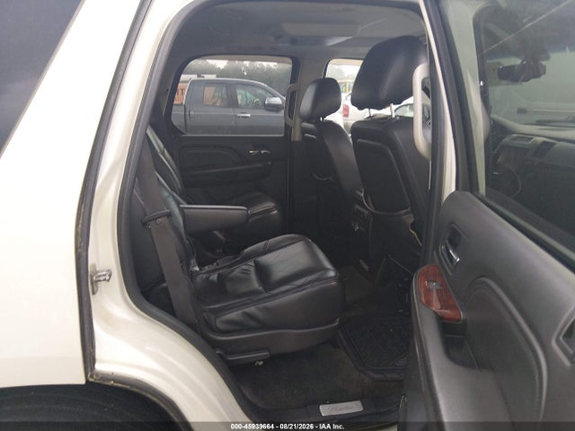 Продажа на аукционе авто 2012 Cadillac Escalade Luxury, vin: 1GYS4BEF6CR289465, номер лота: 45939664