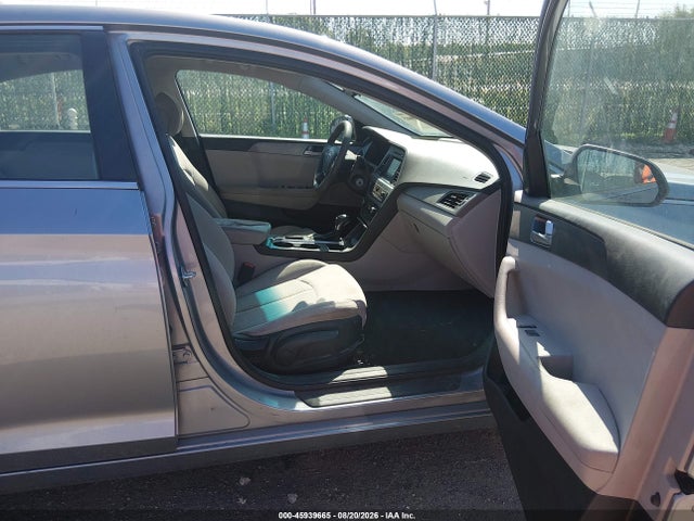 Hyundai SONATA SE 2016 5NPE24AF9GH386599 Image 5