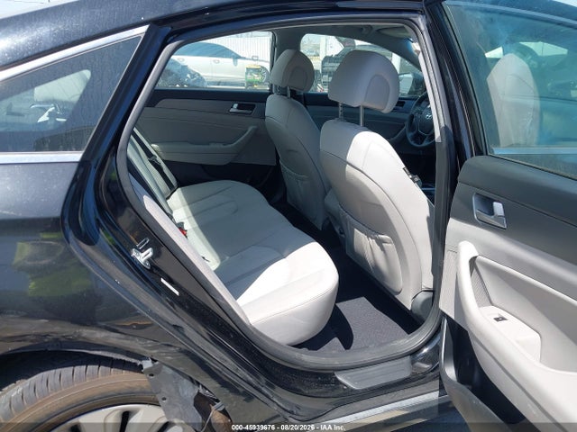 Продажа на аукционе авто 2016 Hyundai Sonata Hybrid Se, vin: KMHE24L16GA028994, номер лота: 45939676