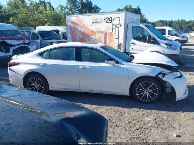 45939680 :رقم المزاد ، 58ADA1C13PU026768 vin ، 2023 Lexus Es 300h مزاد بيع