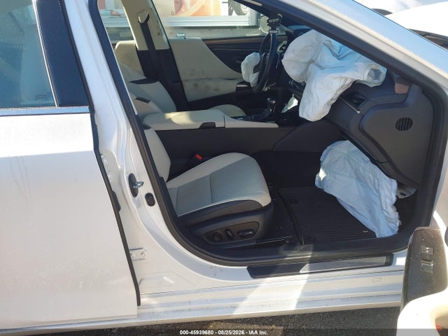 45939680 :رقم المزاد ، 58ADA1C13PU026768 vin ، 2023 Lexus Es 300h مزاد بيع