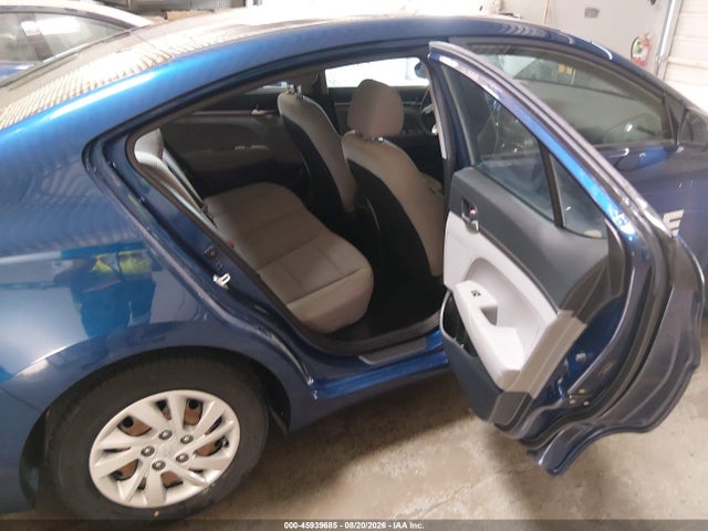 Hyundai ELANTRA SE 2020 5NPD74LF9LH611298 Image 8