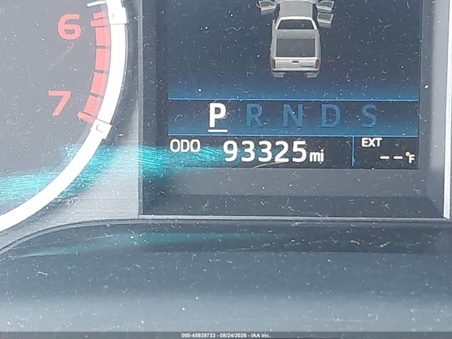 Продажа на аукционе авто 2017 Toyota Tundra Limited 5.7l V8, vin: 5TFFW5F1XHX215569, номер лота: 45939733