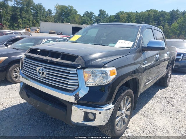 Продажа на аукционе авто 2017 Toyota Tundra Limited 5.7l V8, vin: 5TFFW5F1XHX215569, номер лота: 45939733