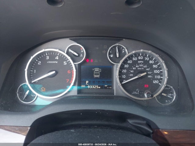 Продажа на аукционе авто 2017 Toyota Tundra Limited 5.7l V8, vin: 5TFFW5F1XHX215569, номер лота: 45939733