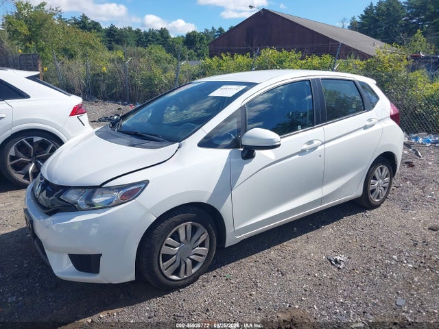 Honda FIT LX 2017 JHMGK5H56HS024064 Image 2