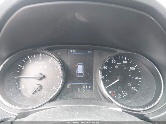 2018 Nissan Rogue S მანქანა იყიდება აუქციონზე, vin: 5N1AT2MV0JC717958, აუქციონის ნომერი: 45939773