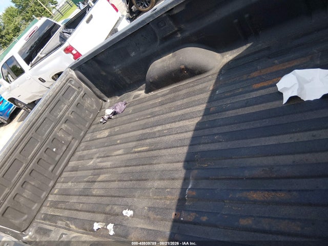 Auction sale of the 2018 Chevrolet Silverado 2500hd Wt, vin: 1GC0KUEY4JZ302548, lot number: 45939789