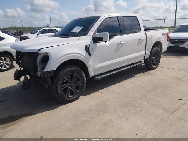 Ford F-150 Lariat 2023 1FTFW1E5XPFC95716 Image 2