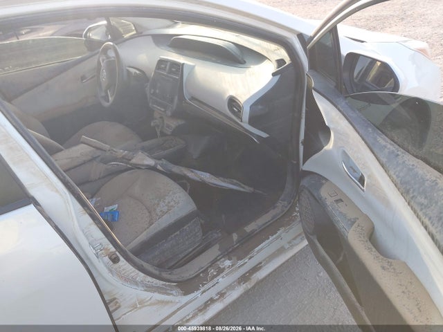 Продажа на аукционе авто 2016 Toyota Prius Two, vin: JTDKBRFU8G3519615, номер лота: 45939818