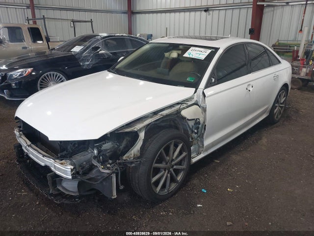 2015 Audi A6 3.0t Premium Plus მანქანა იყიდება აუქციონზე, vin: WAUFGAFC4FN036652, აუქციონის ნომერი: 45939829