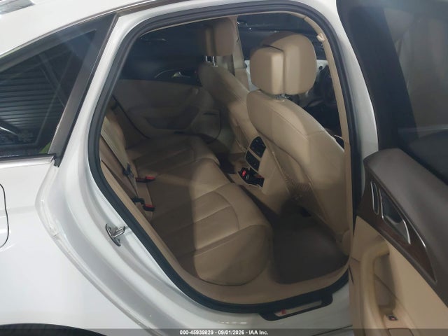 2015 Audi A6 3.0t Premium Plus მანქანა იყიდება აუქციონზე, vin: WAUFGAFC4FN036652, აუქციონის ნომერი: 45939829