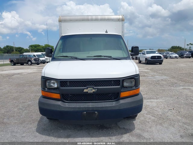 45939840 :رقم المزاد ، 1GB0GRFG5G1309167 vin ، 2016 Chevrolet Express Cutaway 3500 مزاد بيع