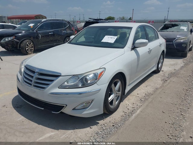2013 Hyundai Genesis 3.8 მანქანა იყიდება აუქციონზე, vin: KMHGC4DD0DU243991, აუქციონის ნომერი: 45939876