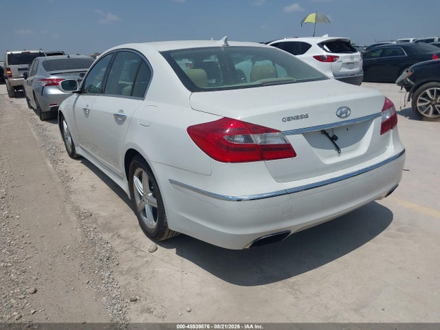 2013 Hyundai Genesis 3.8 მანქანა იყიდება აუქციონზე, vin: KMHGC4DD0DU243991, აუქციონის ნომერი: 45939876