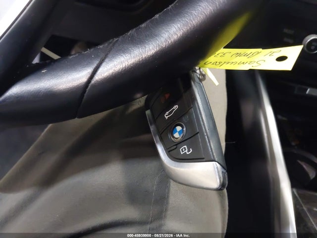 2021 Bmw 330i მანქანა იყიდება აუქციონზე, vin: 3MW5R1J05M8B77085, აუქციონის ნომერი: 45939900