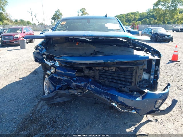 2018 Chevrolet Silverado 1500 2lt მანქანა იყიდება აუქციონზე, vin: 3GCUKREC6JG348157, აუქციონის ნომერი: 45939904