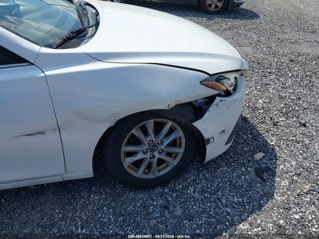 Продаж на аукціоні авто 2015 Mazda Mazda3 I Touring, vin: 3MZBM1L71FM207303, номер лоту: 45939921