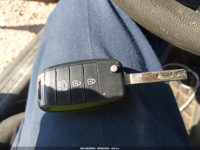 Продаж на аукціоні авто 2018 Kia Optima Lx, vin: KNAGT4L30J5217133, номер лоту: 45939935