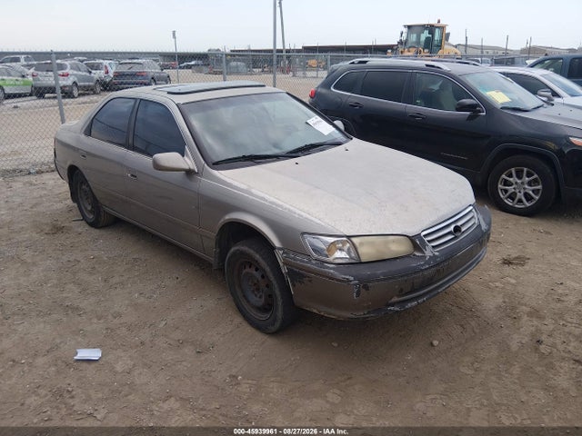 2001 Toyota Camry Le მანქანა იყიდება აუქციონზე, vin: JT2BG22K510556829, აუქციონის ნომერი: 45939961