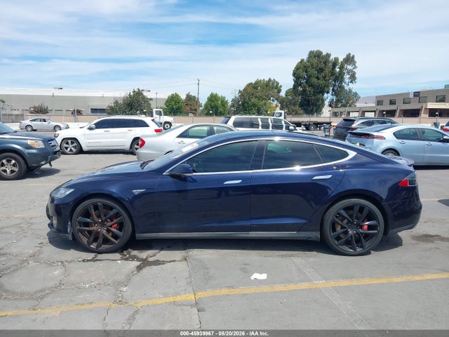 Tesla Model S P85 2014 5YJSA1H15EFP54030 Image 14