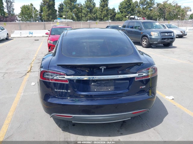 Tesla Model S P85 2014 5YJSA1H15EFP54030 Image 16