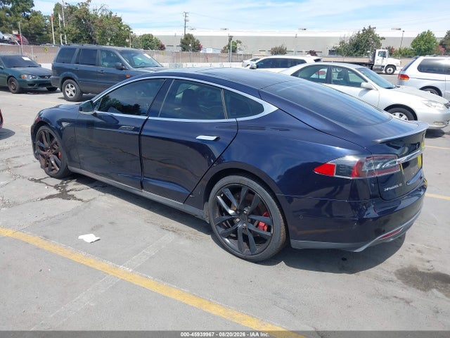 Tesla Model S P85 2014 5YJSA1H15EFP54030 Image 3