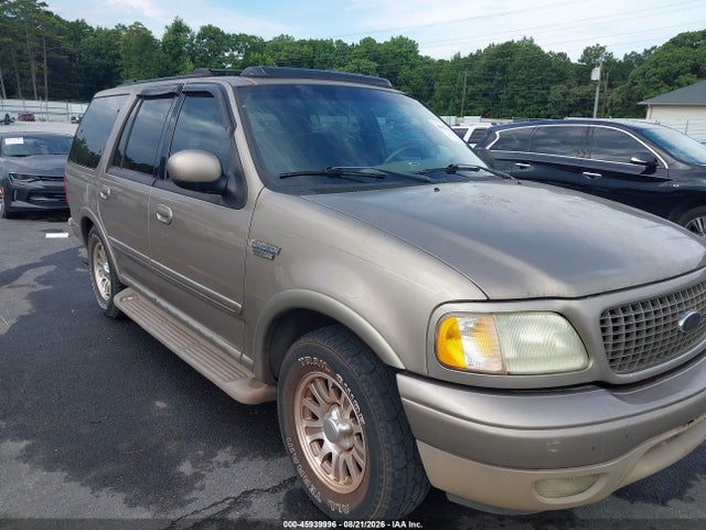 45939996 :رقم المزاد ، 1FMRU17LX2LA24711 vin ، 2002 Ford Expedition Eddie Bauer مزاد بيع