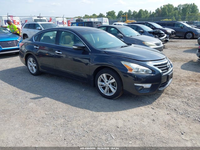 45940000 :رقم المزاد ، 1N4AL3AP2FC447029 vin ، 2015 Nissan Altima 2.5 Sv مزاد بيع