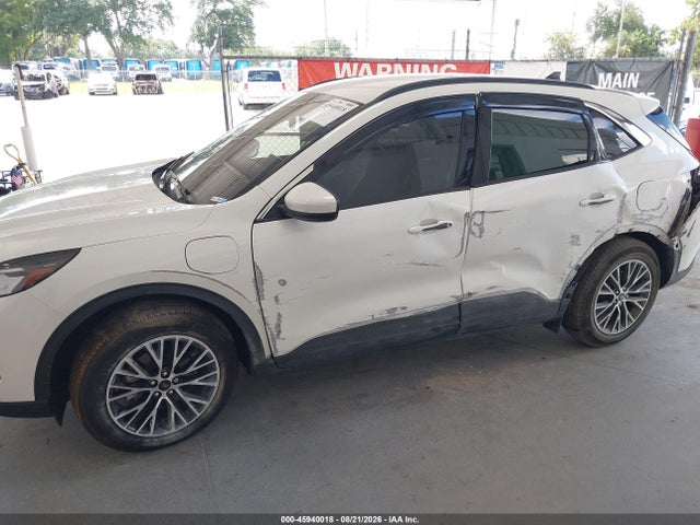 2023 Ford Escape Phev მანქანა იყიდება აუქციონზე, vin: 1FMCU0E13PUB35720, აუქციონის ნომერი: 45940018