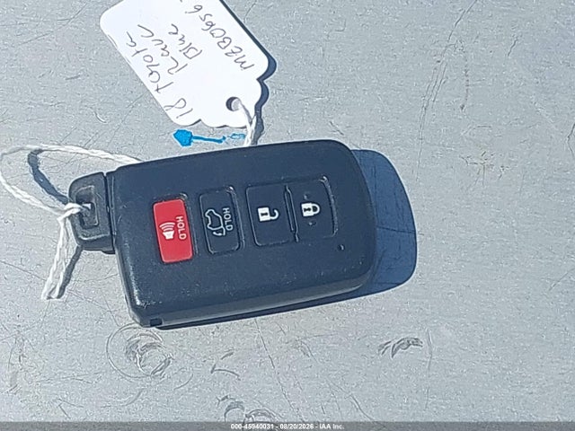 Продаж на аукціоні авто 2018 Toyota Rav4 Hybrid Limited, vin: JTMDJREV4JD202339, номер лоту: 45940031