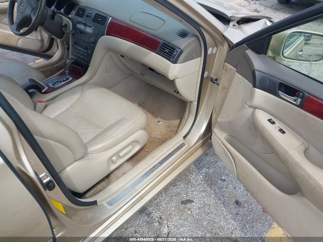 Продажа на аукционе авто 2002 Lexus Es 300, vin: JTHBF30G220076715, номер лота: 45940036