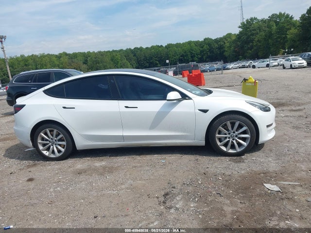 Auction sale of the 2021 Tesla Model 3 Standard Range Plus Rear-wheel Drive, vin: 5YJ3E1EA8MF851914, lot number: 45940038
