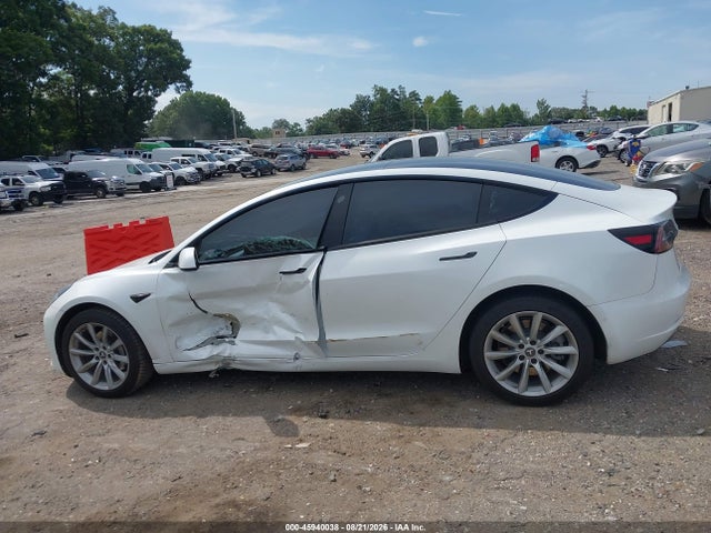 Auction sale of the 2021 Tesla Model 3 Standard Range Plus Rear-wheel Drive, vin: 5YJ3E1EA8MF851914, lot number: 45940038