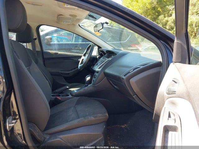 45940052 :رقم المزاد ، 1FADP3F28EL143099 vin ، 2014 Ford Focus Se مزاد بيع