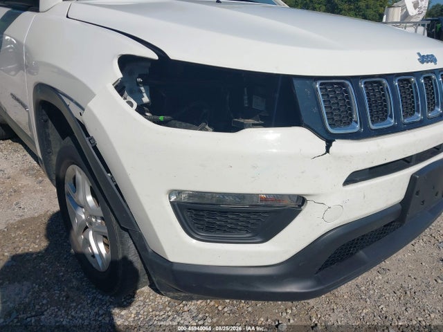 45940064 :رقم المزاد ، 3C4NJDABXHT647255 vin ، 2017 Jeep New Compass Sport 4x4 مزاد بيع