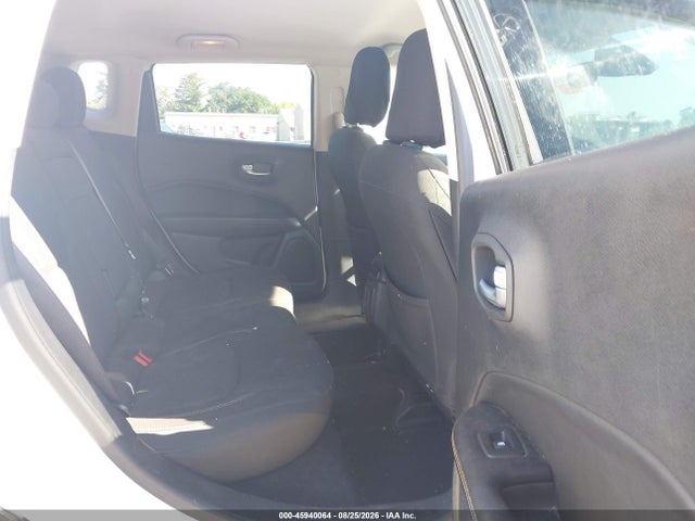 45940064 :رقم المزاد ، 3C4NJDABXHT647255 vin ، 2017 Jeep New Compass Sport 4x4 مزاد بيع