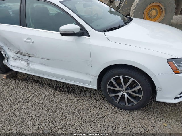 45940067 :رقم المزاد ، 3VWDB7AJXJM263796 vin ، 2018 Volkswagen Jetta 1.4t Se/1.4t Wolfsburg Edition مزاد بيع