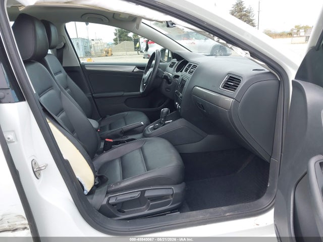 45940067 :رقم المزاد ، 3VWDB7AJXJM263796 vin ، 2018 Volkswagen Jetta 1.4t Se/1.4t Wolfsburg Edition مزاد بيع