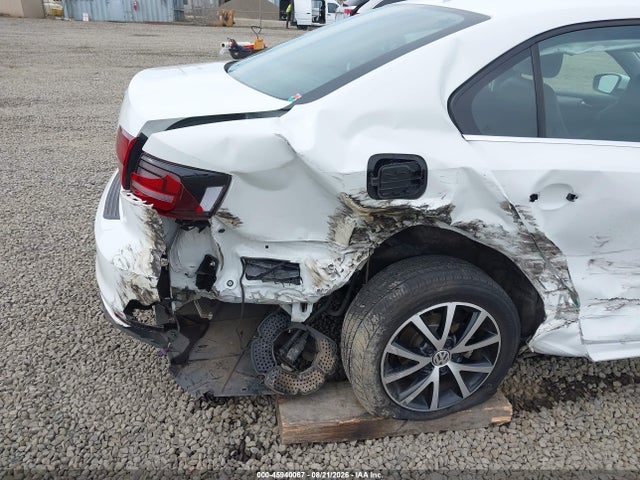 45940067 :رقم المزاد ، 3VWDB7AJXJM263796 vin ، 2018 Volkswagen Jetta 1.4t Se/1.4t Wolfsburg Edition مزاد بيع