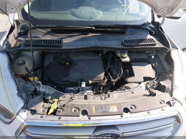 45940083 :رقم المزاد ، 1FMCU0GD7HUE95954 vin ، 2017 Ford Escape Se مزاد بيع