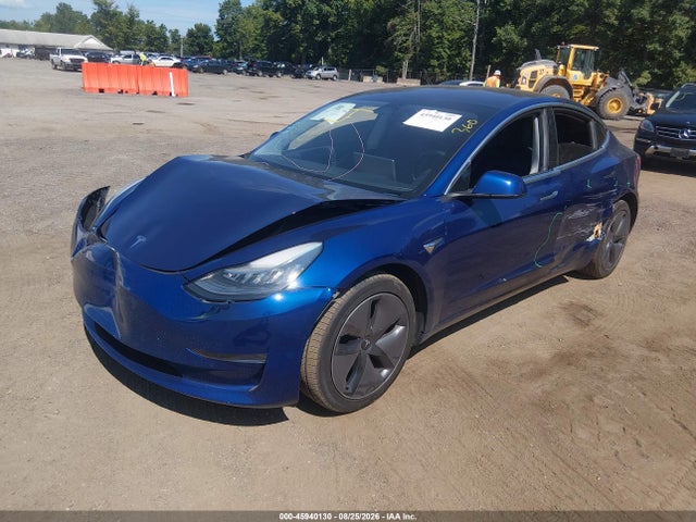 Tesla Model 3 Long Range/performance 2018 5YJ3E1EB8JF115382 Image 2