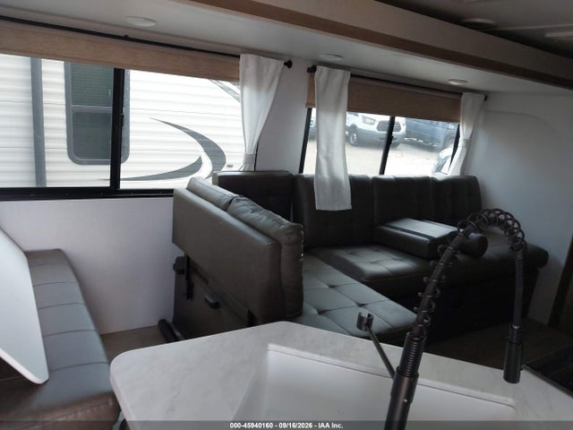 45940160 :رقم المزاد ، 4X4TWDA20S7380464 vin ، 2025 Forest River Wildwood X-lite Seri مزاد بيع