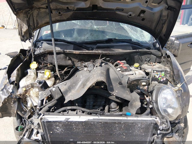 45940207 :رقم المزاد ، 1C4NJRFB8GD523124 vin ، 2016 Jeep Patriot Latitude مزاد بيع