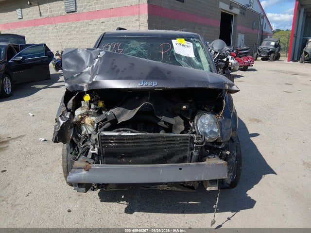 45940207 :رقم المزاد ، 1C4NJRFB8GD523124 vin ، 2016 Jeep Patriot Latitude مزاد بيع